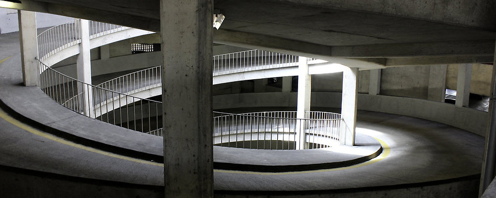 UNDER THE AIRPORT Dalpark Garage (Dallas)