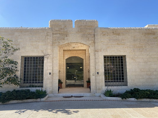 BDEER PALACE