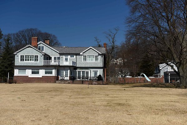 7 Pelham Ave.-69