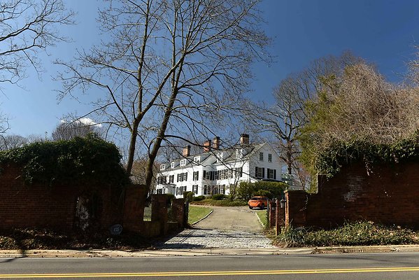 435 Bryant Ave