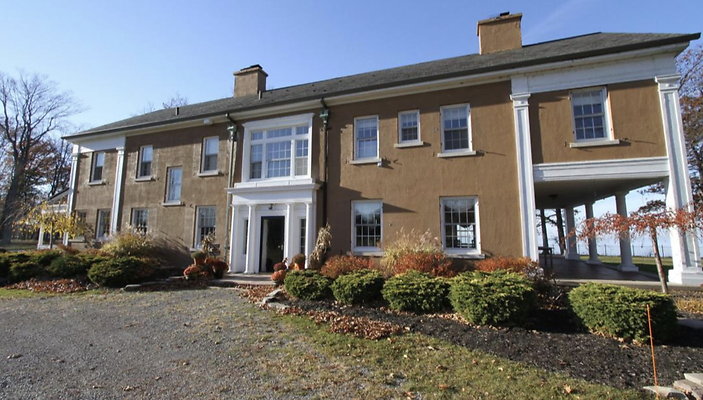 WATERFRONT ESTATE