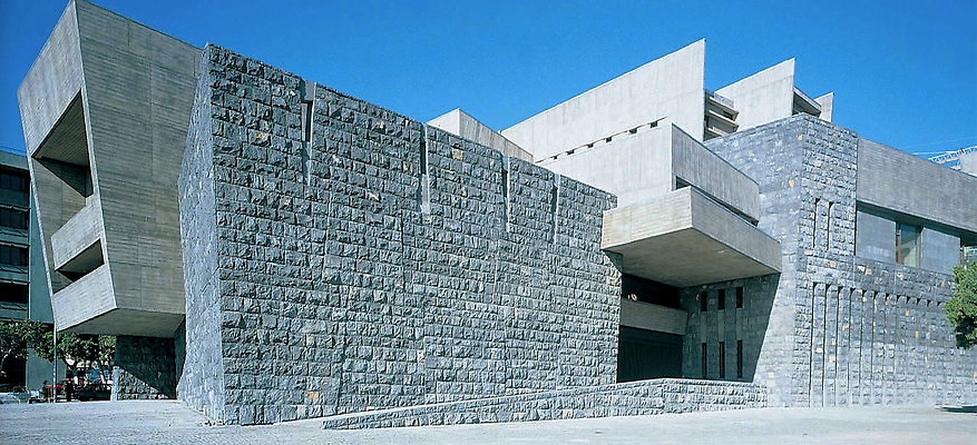 CANARIES GOVT BLDG