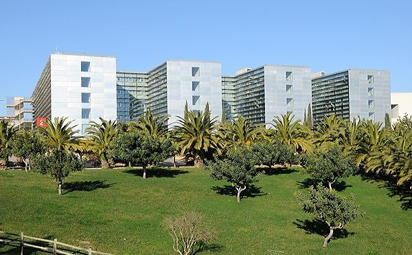facultad economia murcia embassy